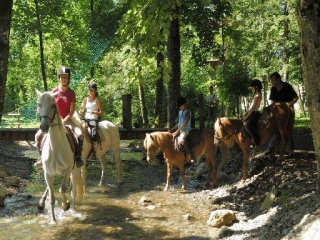  Alta Saboya Turismo ecuestre